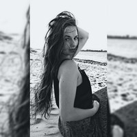 Анна Харитонова